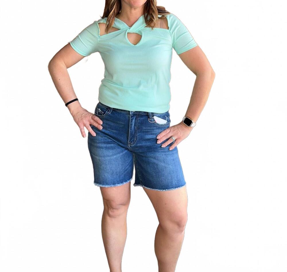 NEW BIBI cut out top in mint green